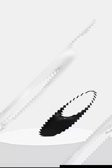 Handväska Coperni Soft Swipe Crescent Bag Svart | COPBA108F6066, 5