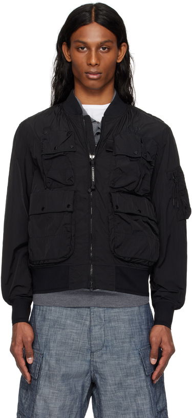 Bomberjacka C.P. Company C.P. Company Chrome-R Multipocket Bomber Jacket Svart | 18CMOW010A-005904G, 0