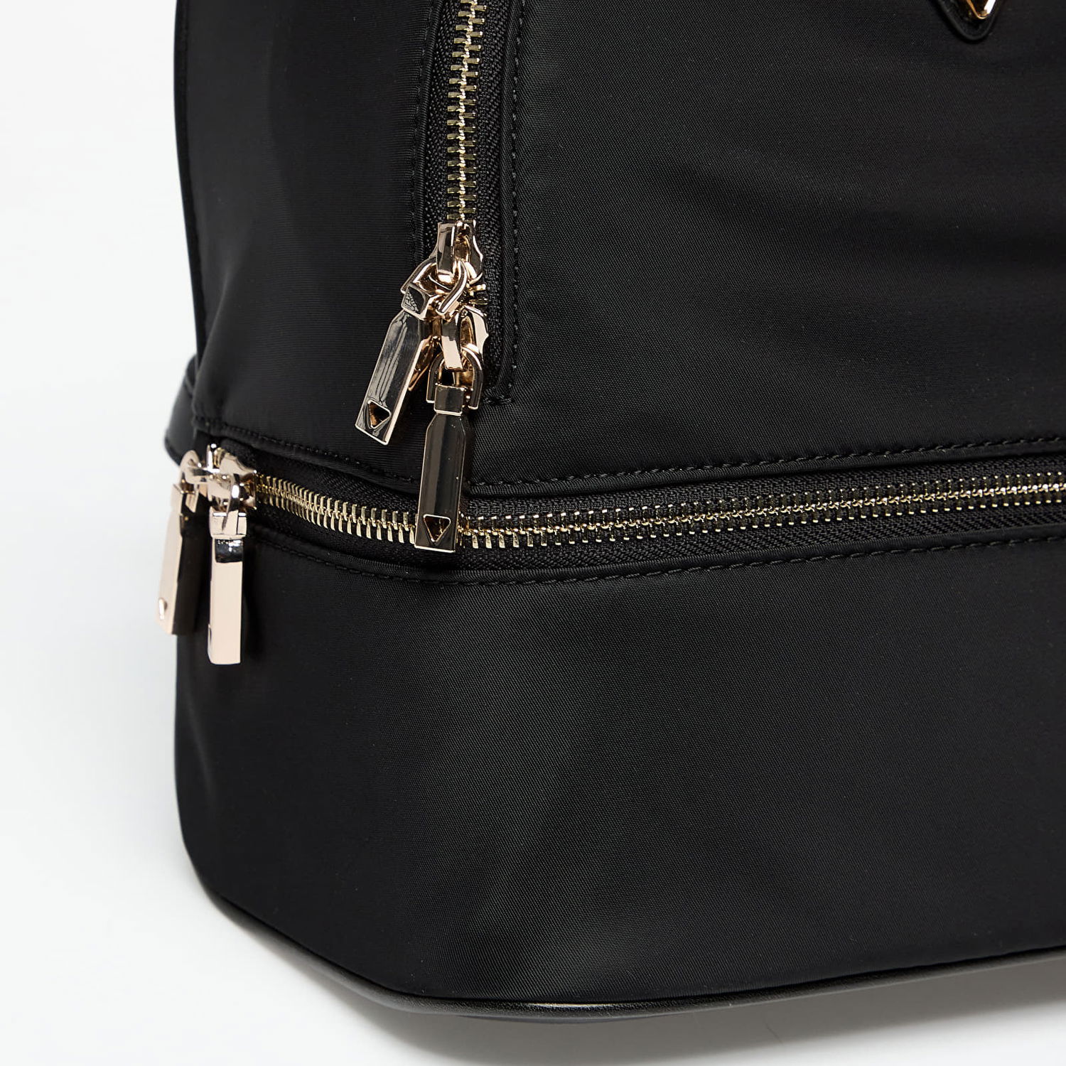 Ryggsäck GUESS GUESS Follie Small Backpack Svart | TWNN9676032-BLA, 1