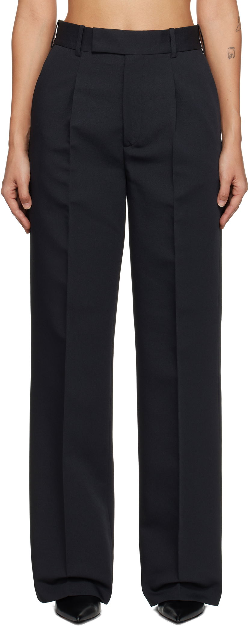 Byxor Róhe Relaxed Single Pleated Trousers Svart | 613-30-012