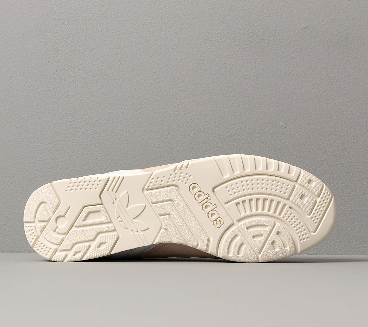 Sneakers och skor adidas Originals A.R. Trainer Vit | EG5150, 1