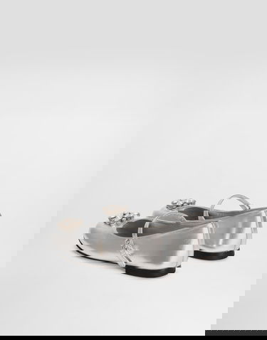 Sneakers och skor Dolce & Gabbana Nappa Leather Ballet Flats With Brooches Metallisk | D11376AX26180998, 2