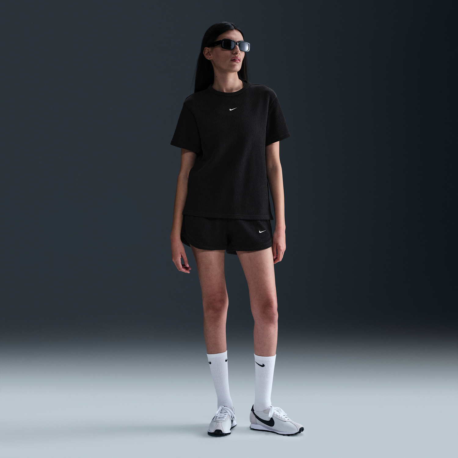 T-shirt Nike Sportswear Chill Waffle Relaxed Fit Short-Sleeve T-Shirt Svart | HJ3838-011, 1