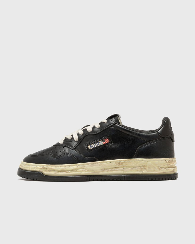 Sneakers och skor Autry MIHARA YASUHIRO x SUPVINT LOW Svart | AVLMMMY2