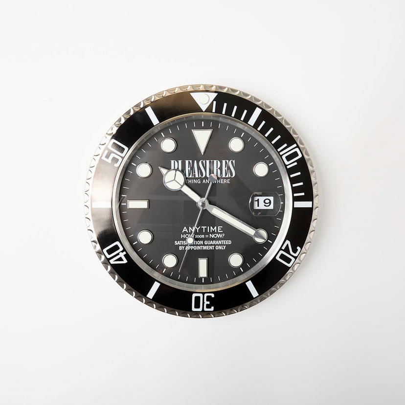 Klocka Pleasures Anytime Wall Clock Svart | P25SP051 BLACK