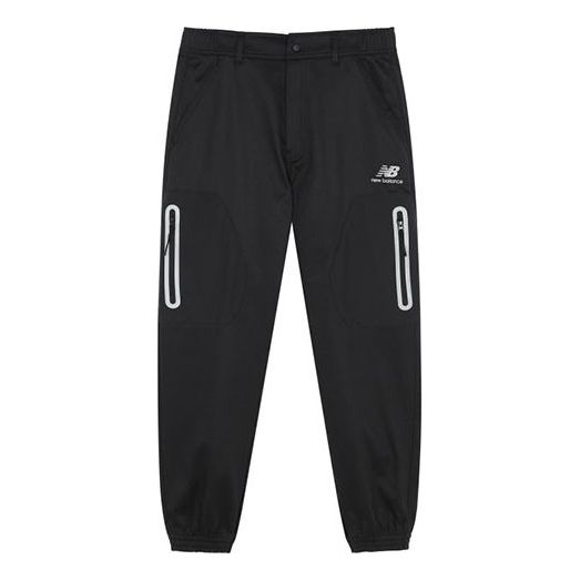 Cargo byxor New Balance Classic Logo Pants Svart | AMP14325-BK