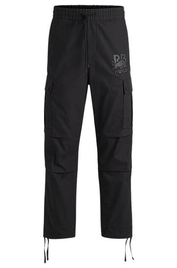 Cargo byxor BOSS HUGO x Red Bull Regular-Fit Cargo Trousers Svart | 50542801