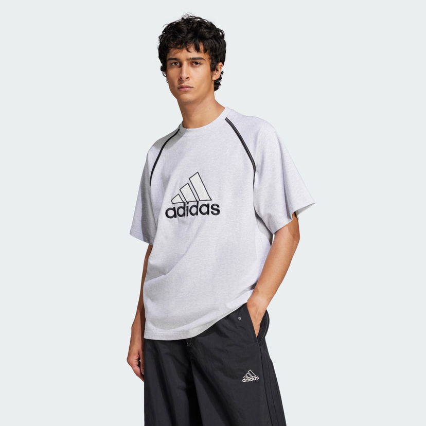 T-shirt adidas Performance Badge of Sport Graphic T-Shirt Grå | IM7839