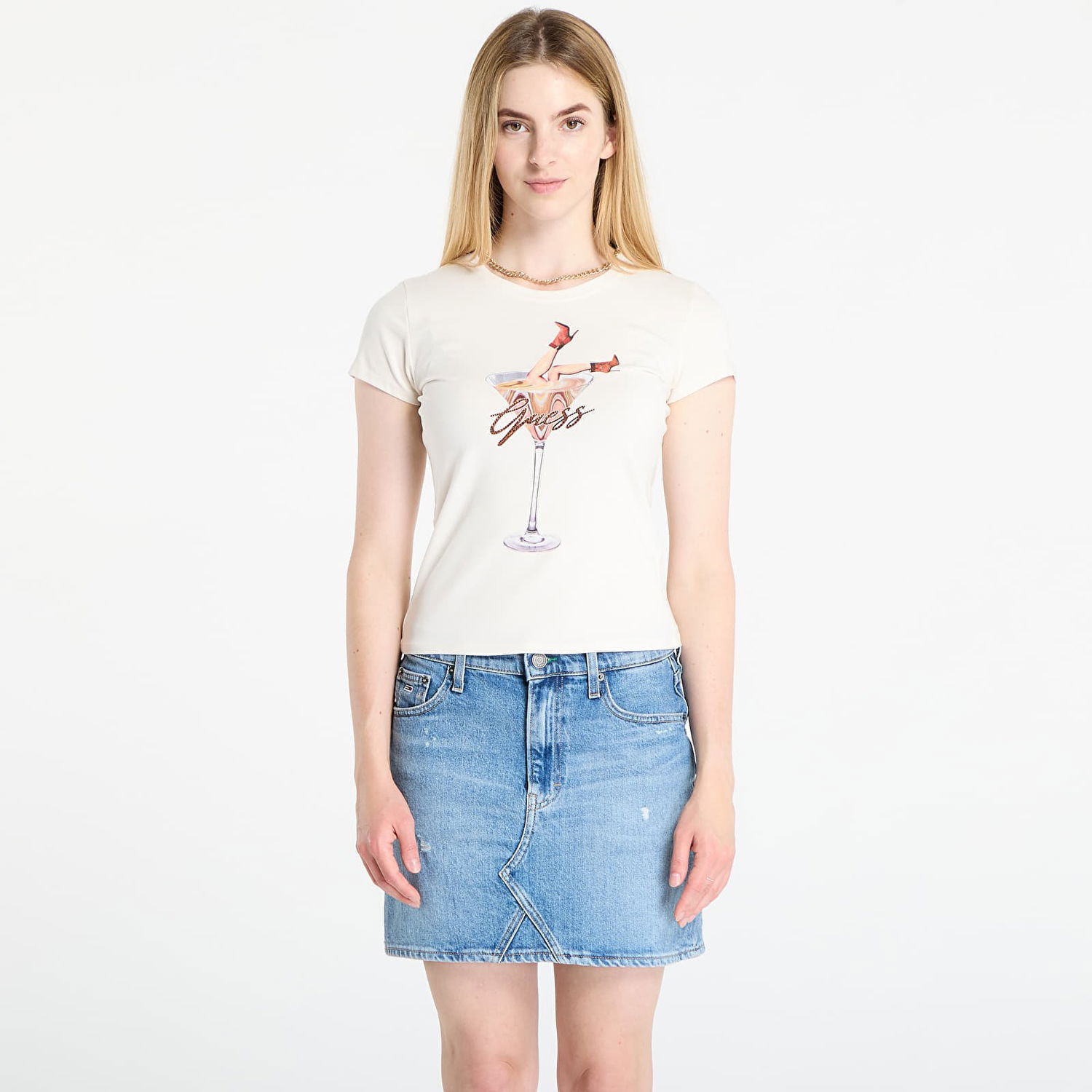 T-shirt GUESS T-shirt Ss Tini Boots Espresso R5 Tee Beige Beige | W5YI41KA0Q1-G012, 0