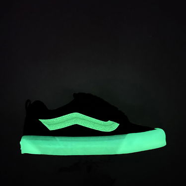Sneakers och skor Vans Knu Skool Glow Svart | VN000D6CB5P1, 1