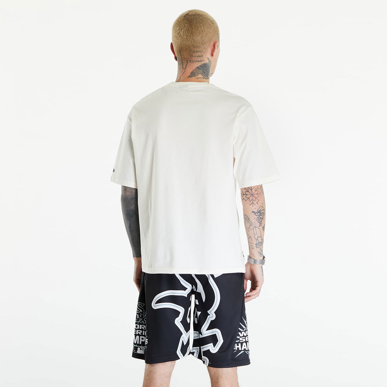T-shirt New Era Graphic Oversized T-Shirt Off White Vit | 60502647, 1