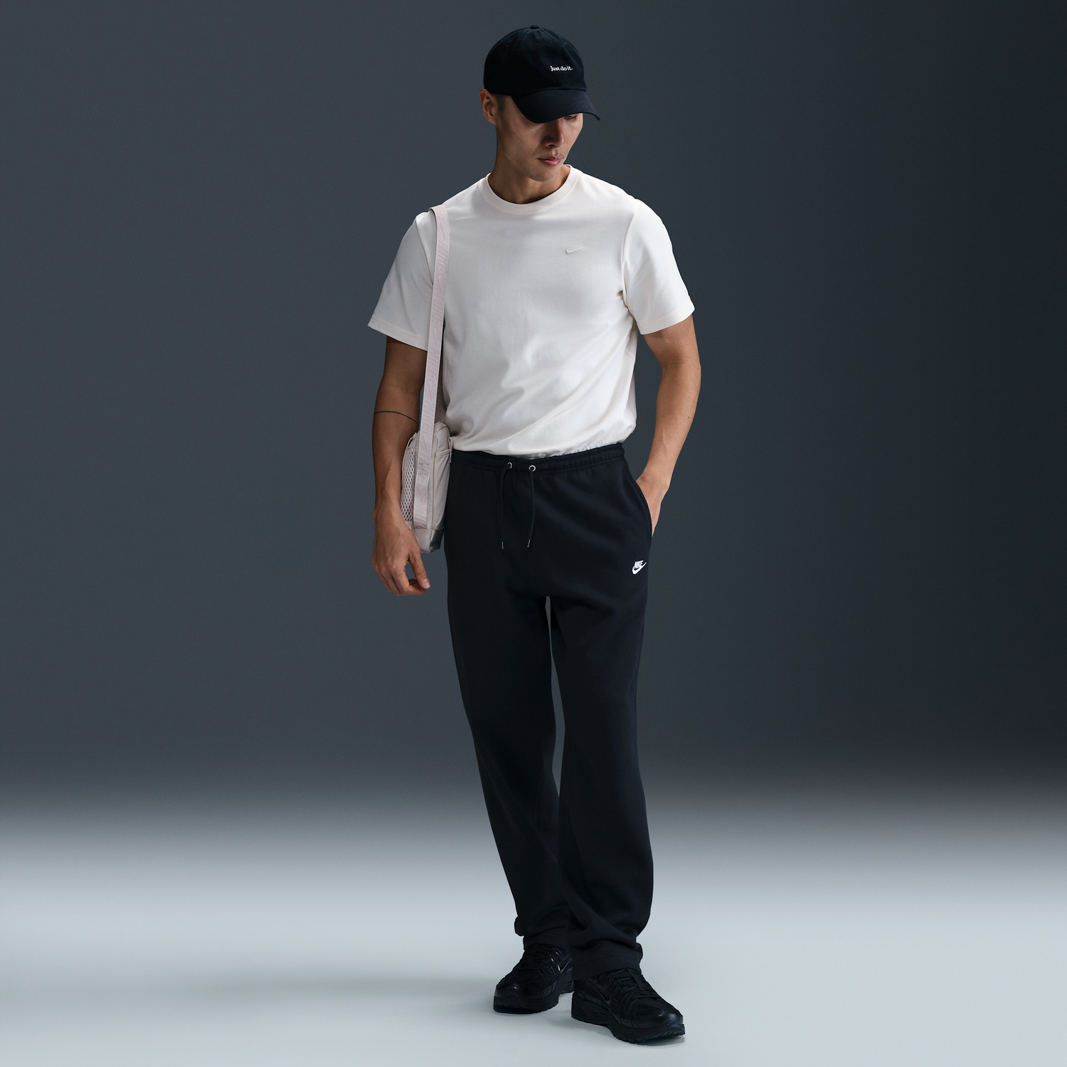 T-shirt Nike Nike Club Fleece Pants Svart | FN3730-010, 0
