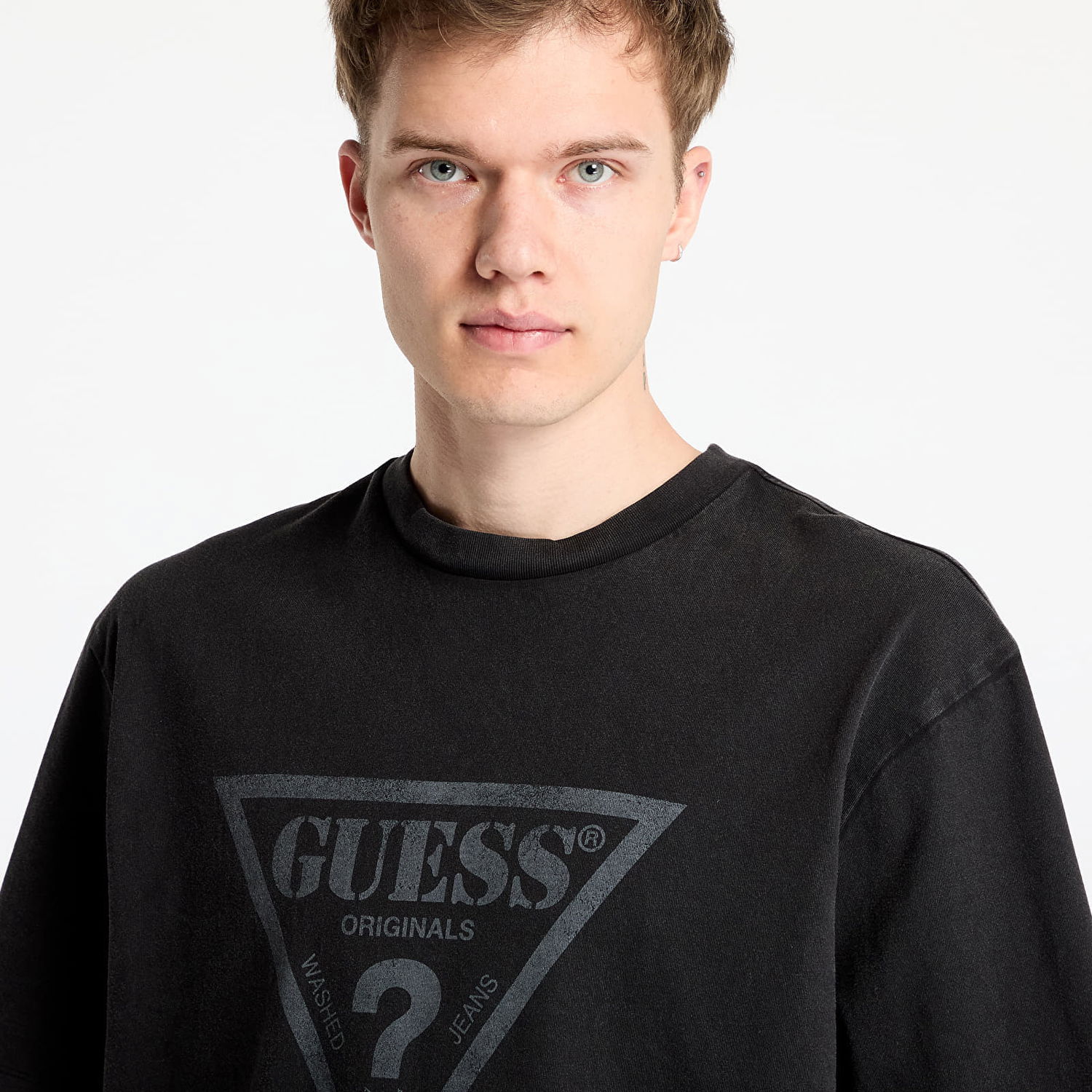 T-shirt GUESS GUESS Go Vintage Triangle Tee Svart | M4BI13K8FQ4-JTMU, 1