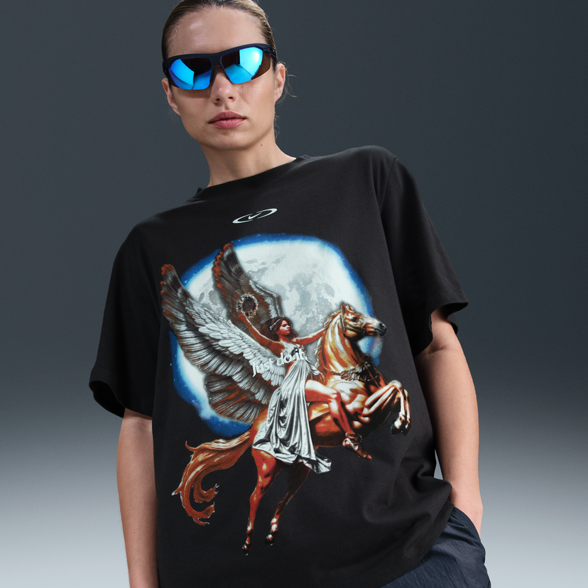 T-shirt Nike Nike Sportswear Essential T-Shirt Svart | IB8933-045