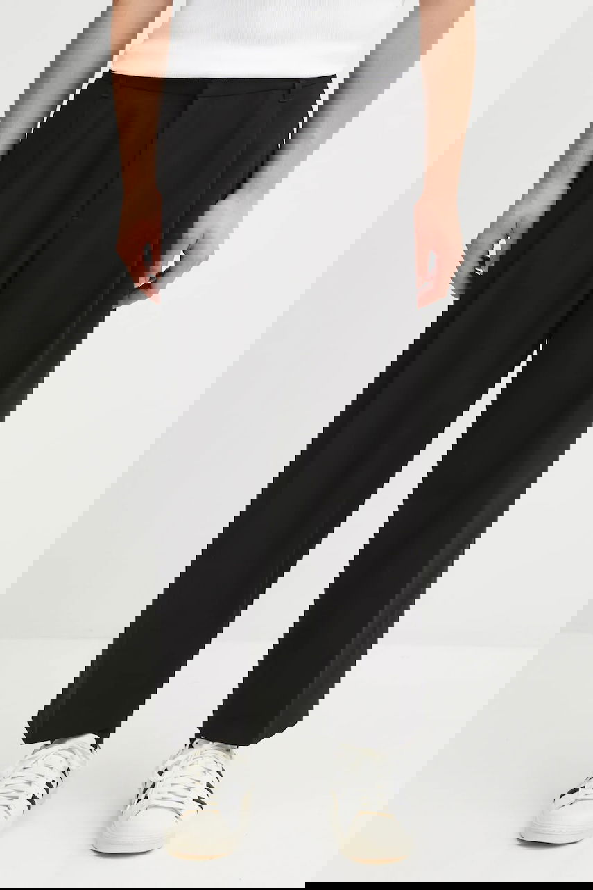 Byxor MAISON KITSUNÉ Maison Kitsuné Cropped Pleated Trousers Svart | PM01123WT3019, 0