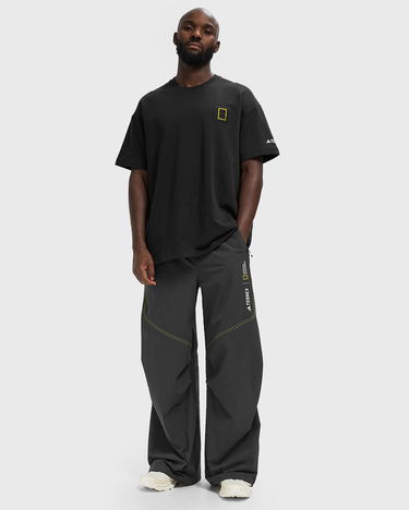 Byxor adidas Originals National Geographic A.R. Woven Pants Svart | KC2339, 2