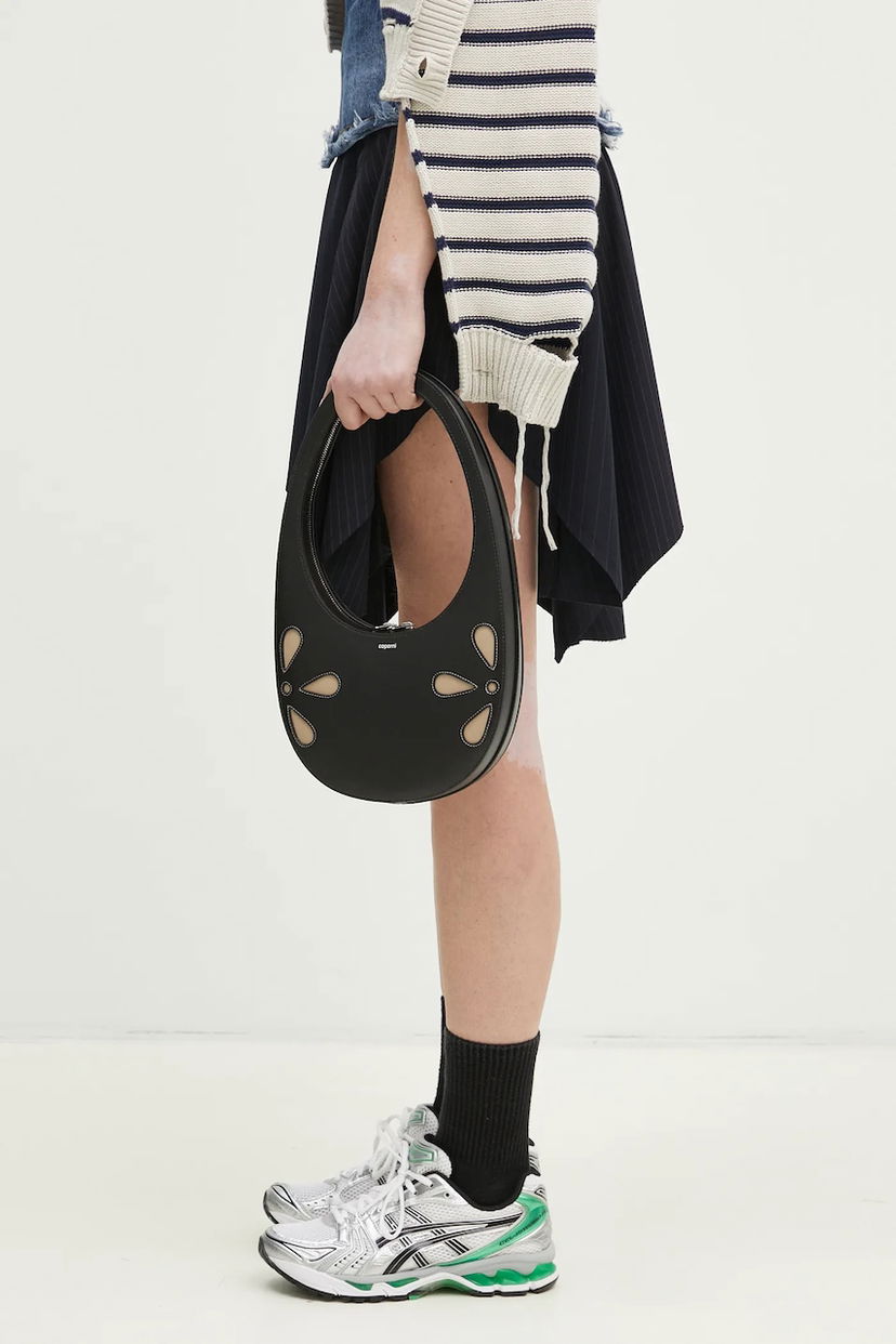 Handväska Coperni Coperni Petal Swipe Bag Svart | COPBA01PF6031