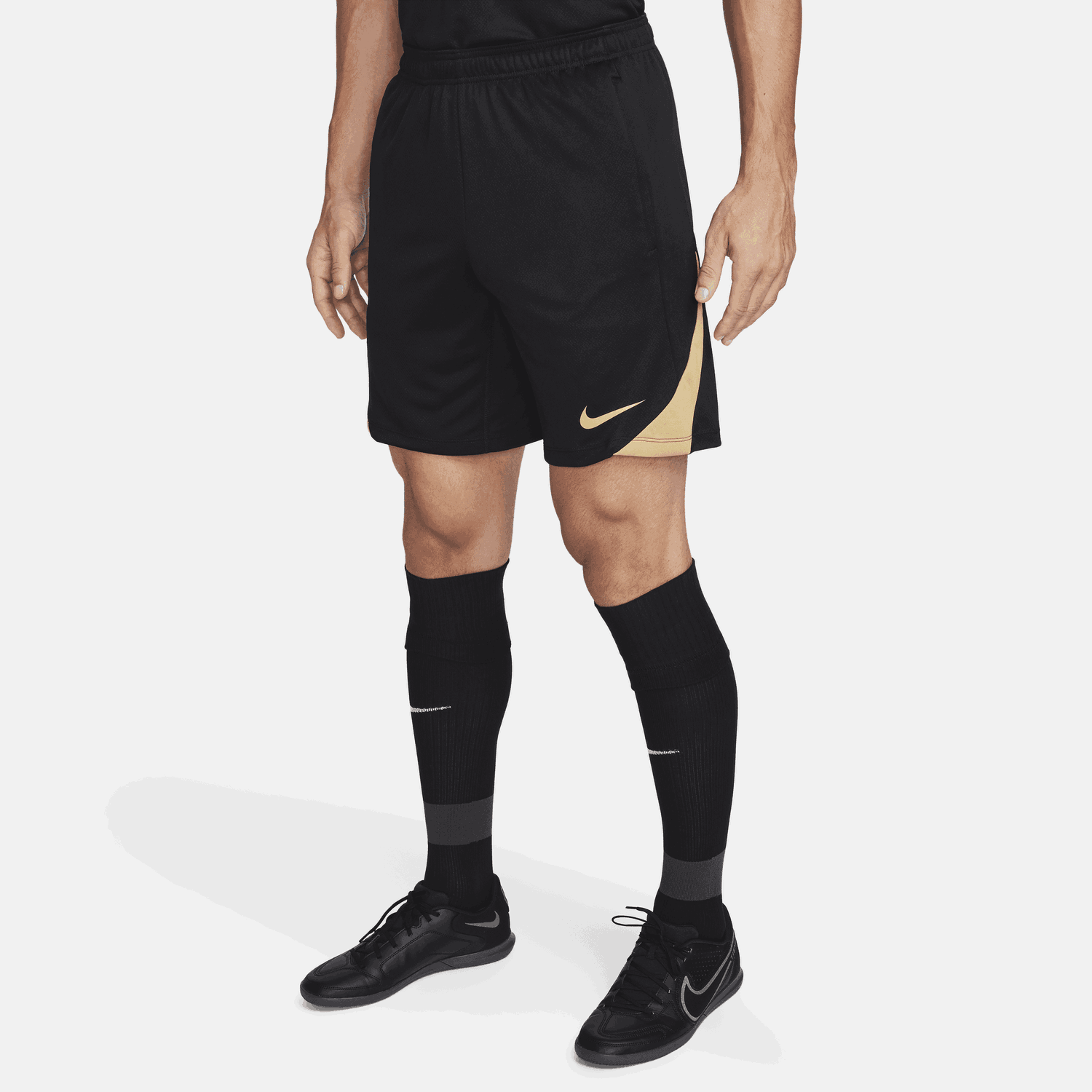Shorts Nike Dri-FIT Strike Svart | FN2401-011, 1