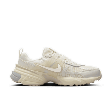Sneakers och skor Nike V2K Run Beige | HQ1512-110, 2