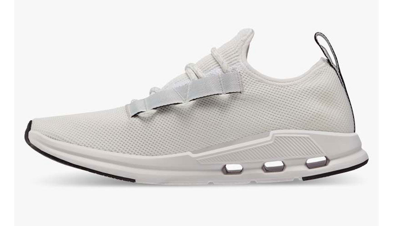 Sneakers och skor On Running Cloudeasy Vit | 76.98444, 1