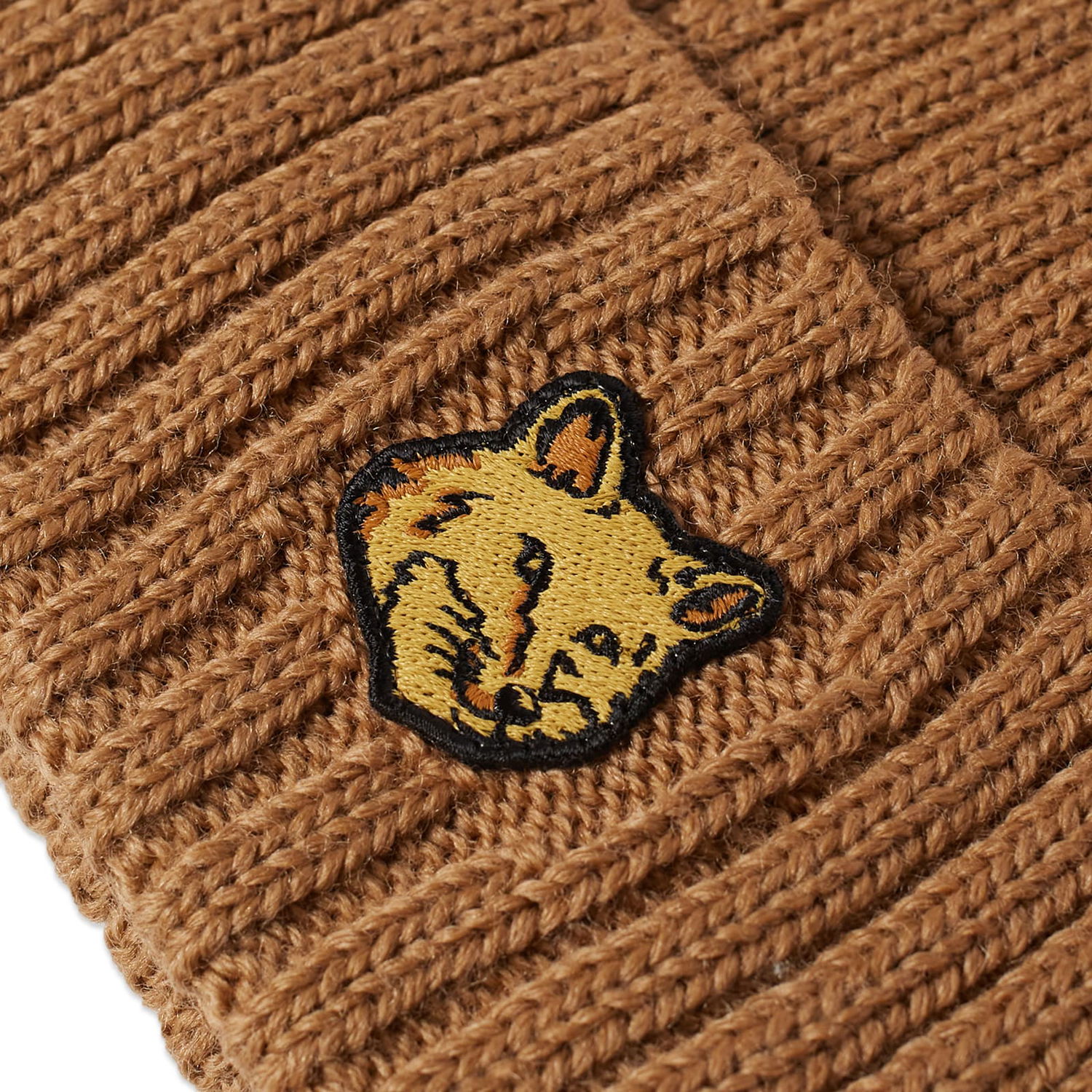 Mössa MAISON KITSUNÉ Fox Head Patch Ribbed Beanie Beige | LM06111KT1022-P236, 1