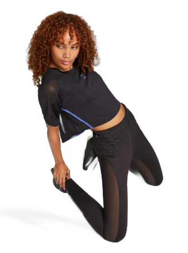 Crop top Puma x KOCHÉ Cropped T-Shirt Svart | 535984_01