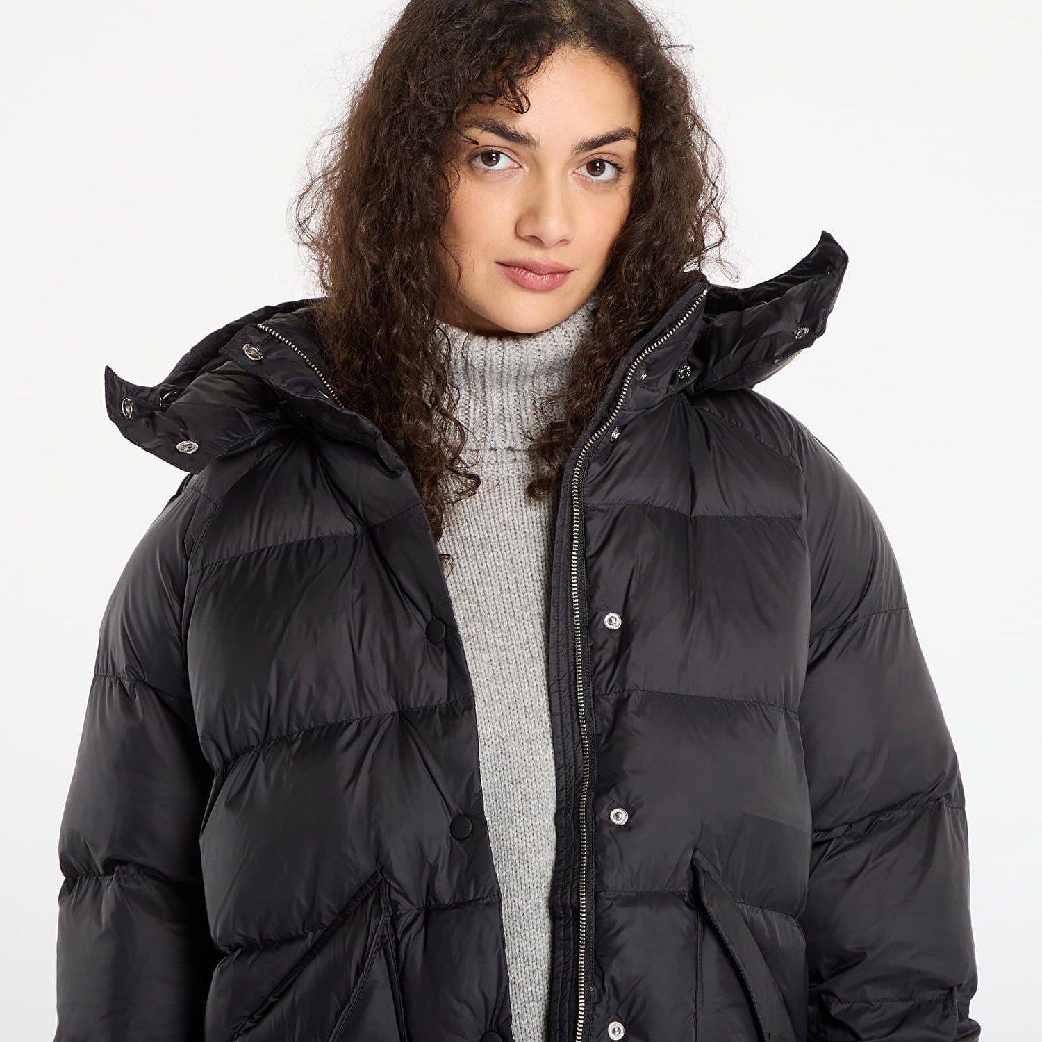 Pufferjacka Samsoe Samsoe Puffer Jacket Sahanay Svart | F24300010_CLR000021, 1