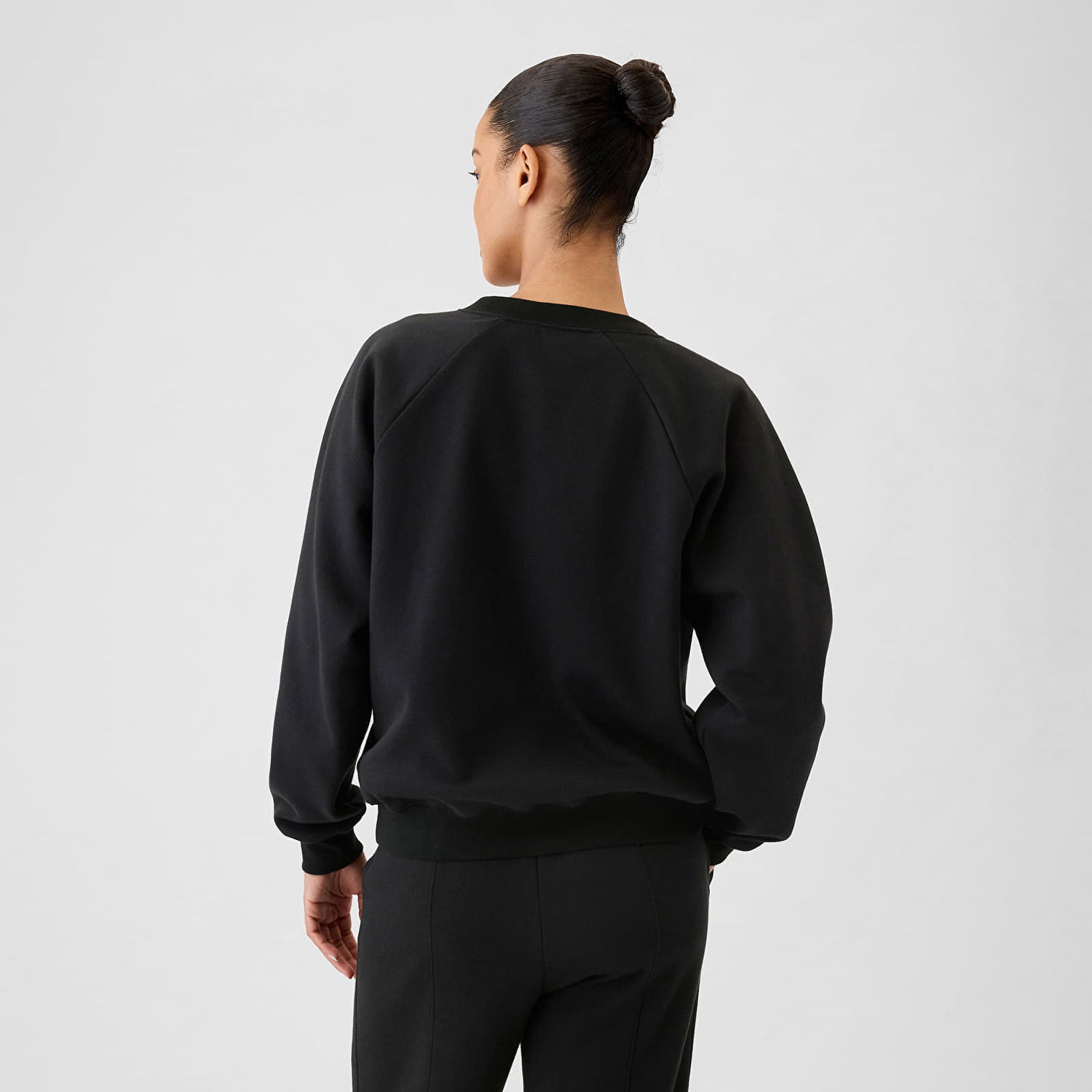 Sweatshirt GAP Sweatshirt Pullover Crew Black Logo M Svart | 765585-40, 1