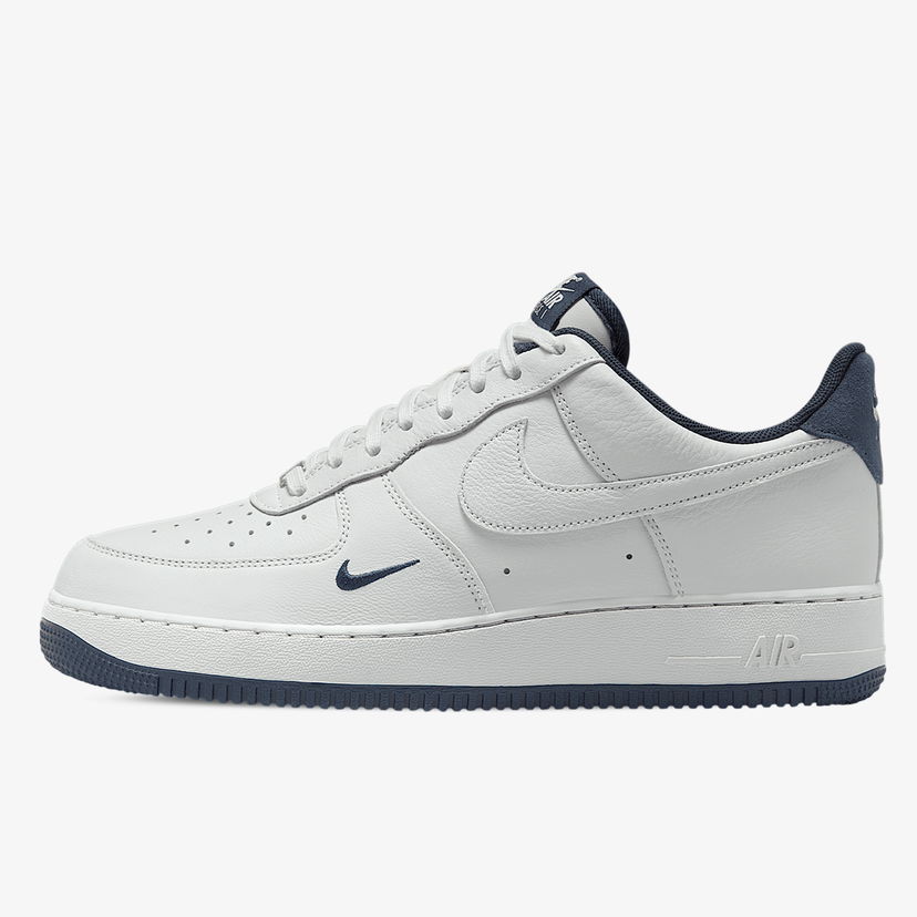 Sneakers och skor Nike Air Force 1 '07 LV8 ESS+ Vit | HM9483-001