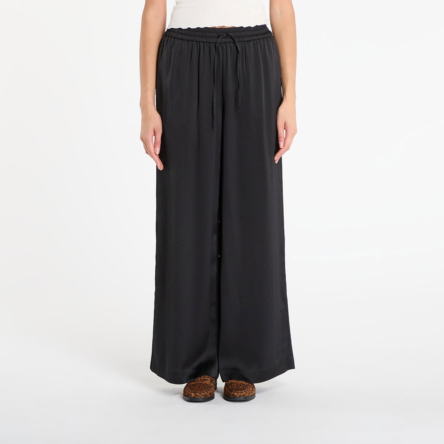Byxor Samsoe Samsoe Sahelena Wide-Leg Drawstring Trousers Svart | F24300151_CLR000021, 0