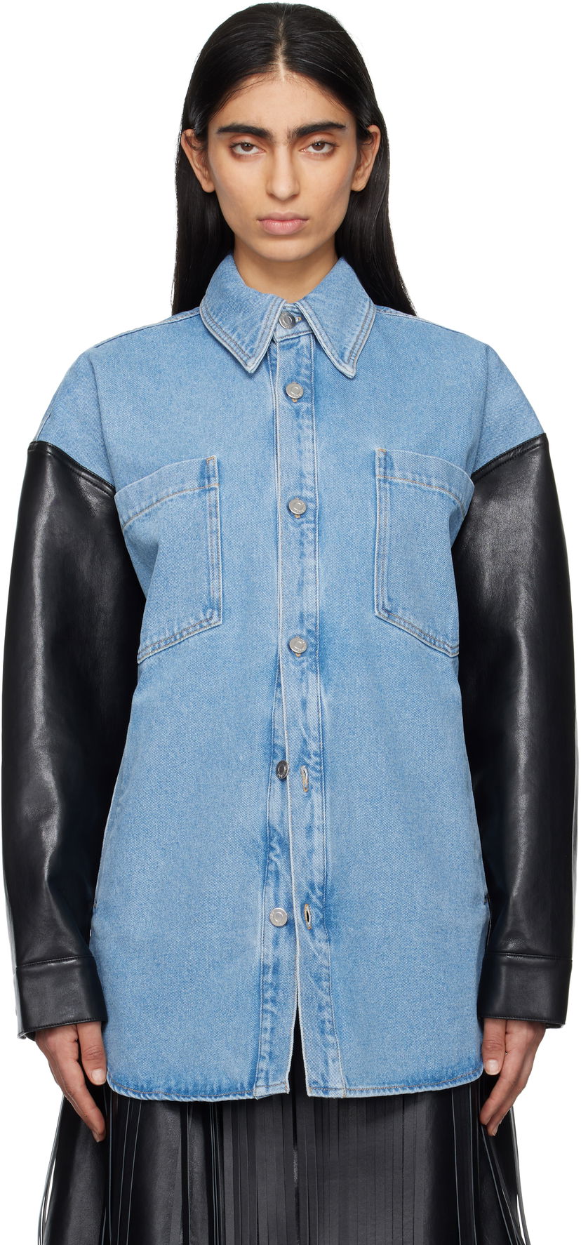Skjorta Nanushka Nanushka Zinnie Denim Shirt with Faux Leather Sleeves Blå | NU25RSTP09753