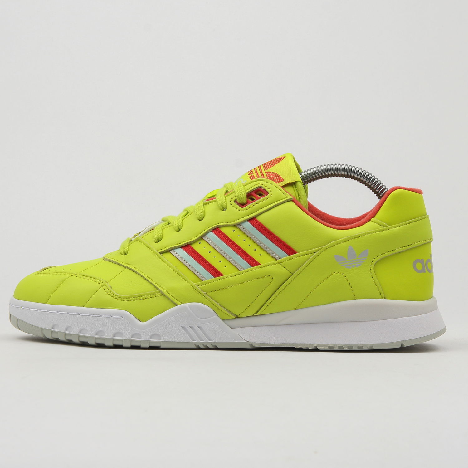 Sneakers och skor adidas Originals A.R. Trainer Gul | DB2736, 0