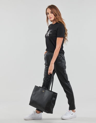 T-shirt CALVIN KLEIN CORE MONOGRAM REGULAR TEE Svart | J20J219142-BEH, 2