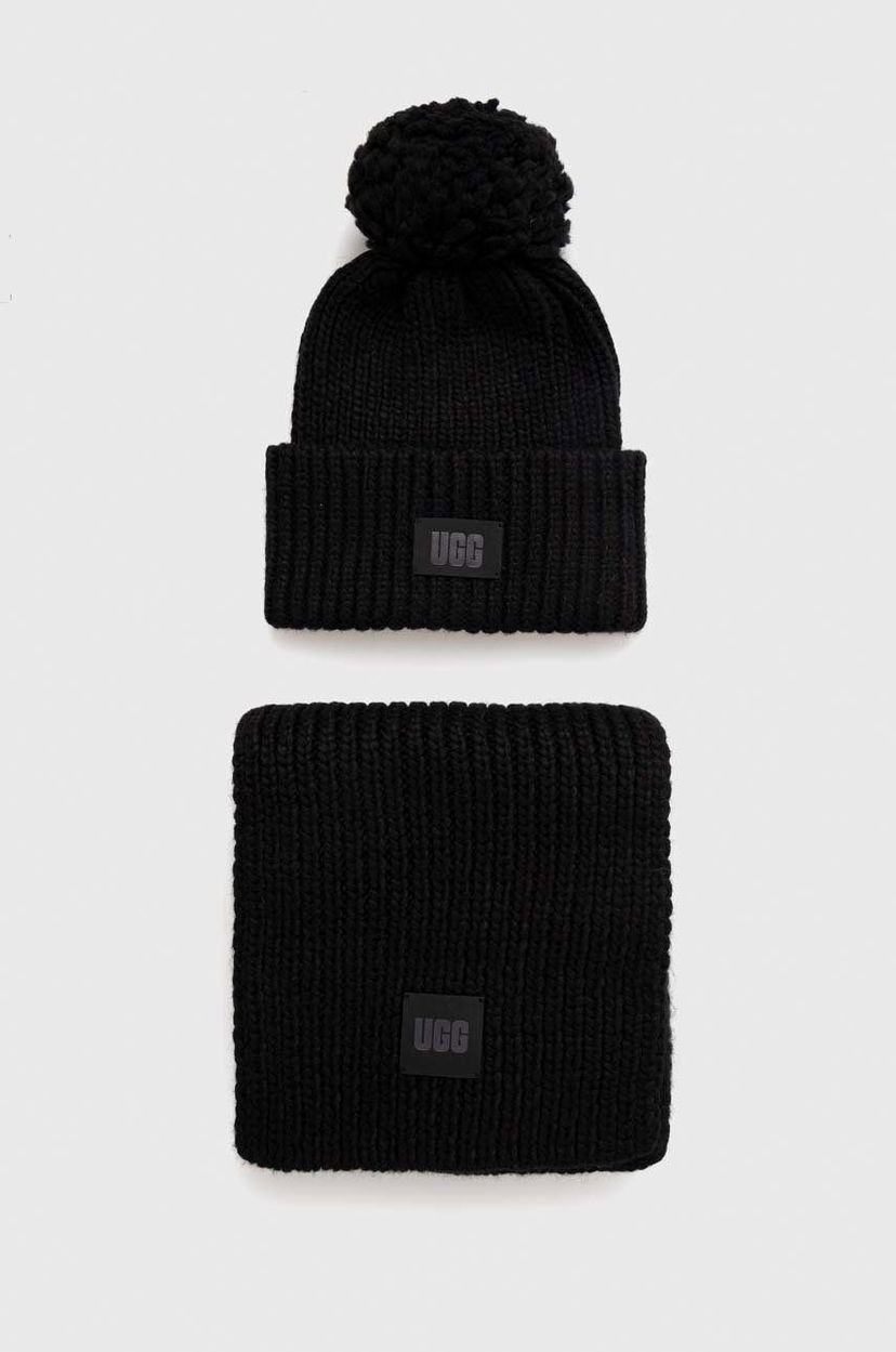 Kläder UGG Chunky Svart | 21883