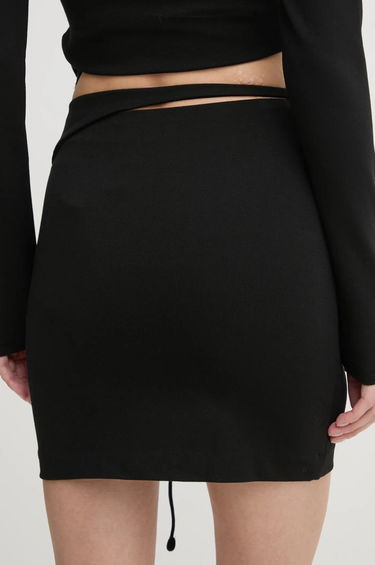 Kjol HELIOT EMIL Cutout Detail Mini Skirt Svart | AW24.W.12.042.BLK01, 2