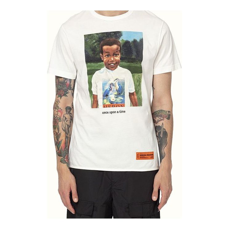 T-shirt HERON PRESTON Heron Preston Little Boy Print T-Shirt Vit | HMAA011S209140190188