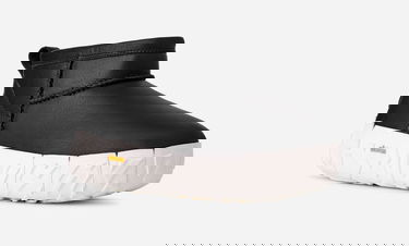 Sneakers och skor UGG Classic Ultra Mini Wrap Tech Boot Svart | 1171215-BKJ, 1