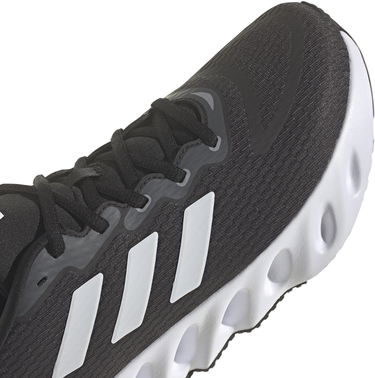 Sneakers och skor adidas Originals adidas Switch Run Svart | IF5720, 1