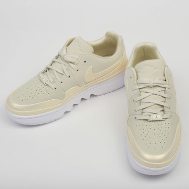 Sneakers och skor Jordan Jordan W AJ1 Jester XX Low Laced SE Gul | CQ0278-200, 2