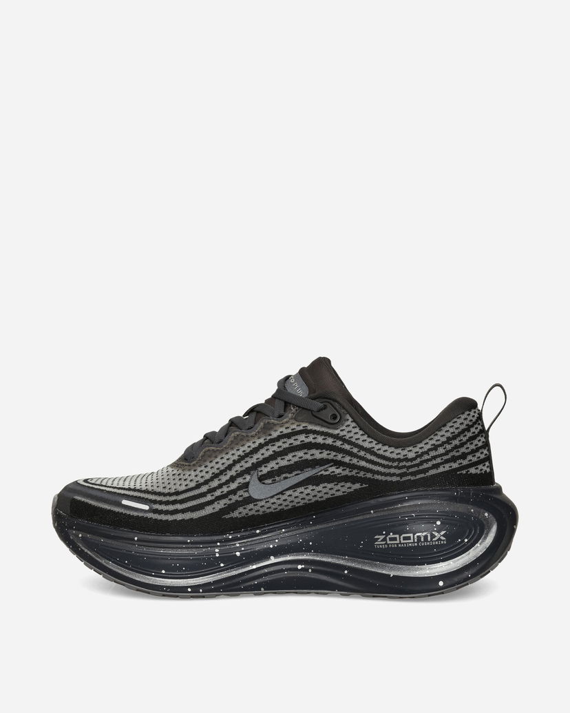 Sneakers och skor Nike Vomero Plus Speckle Svart | IO4323-002