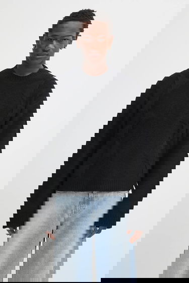 Sweater HELIOT EMIL Textured Knit Crewneck Sweater Svart | PREAW25.M.07.063.BLK01., 0