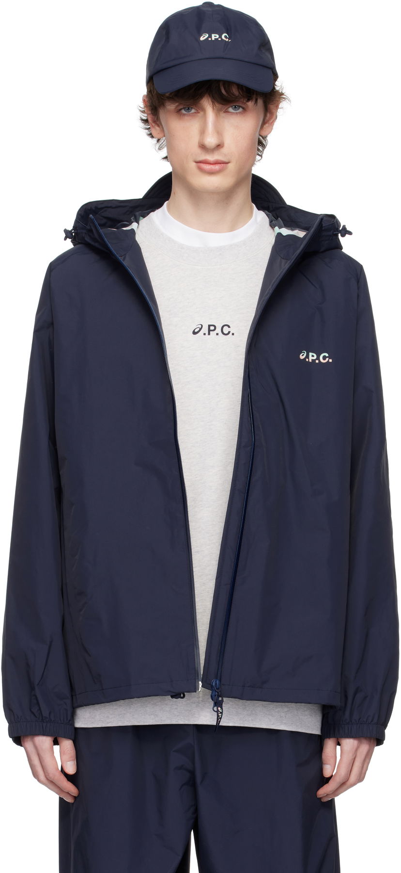 Vindjacka A.P.C. A.P.C. ASICS Edition Meadow Hooded Jacket Mörkblå | PSAKM-M32001
