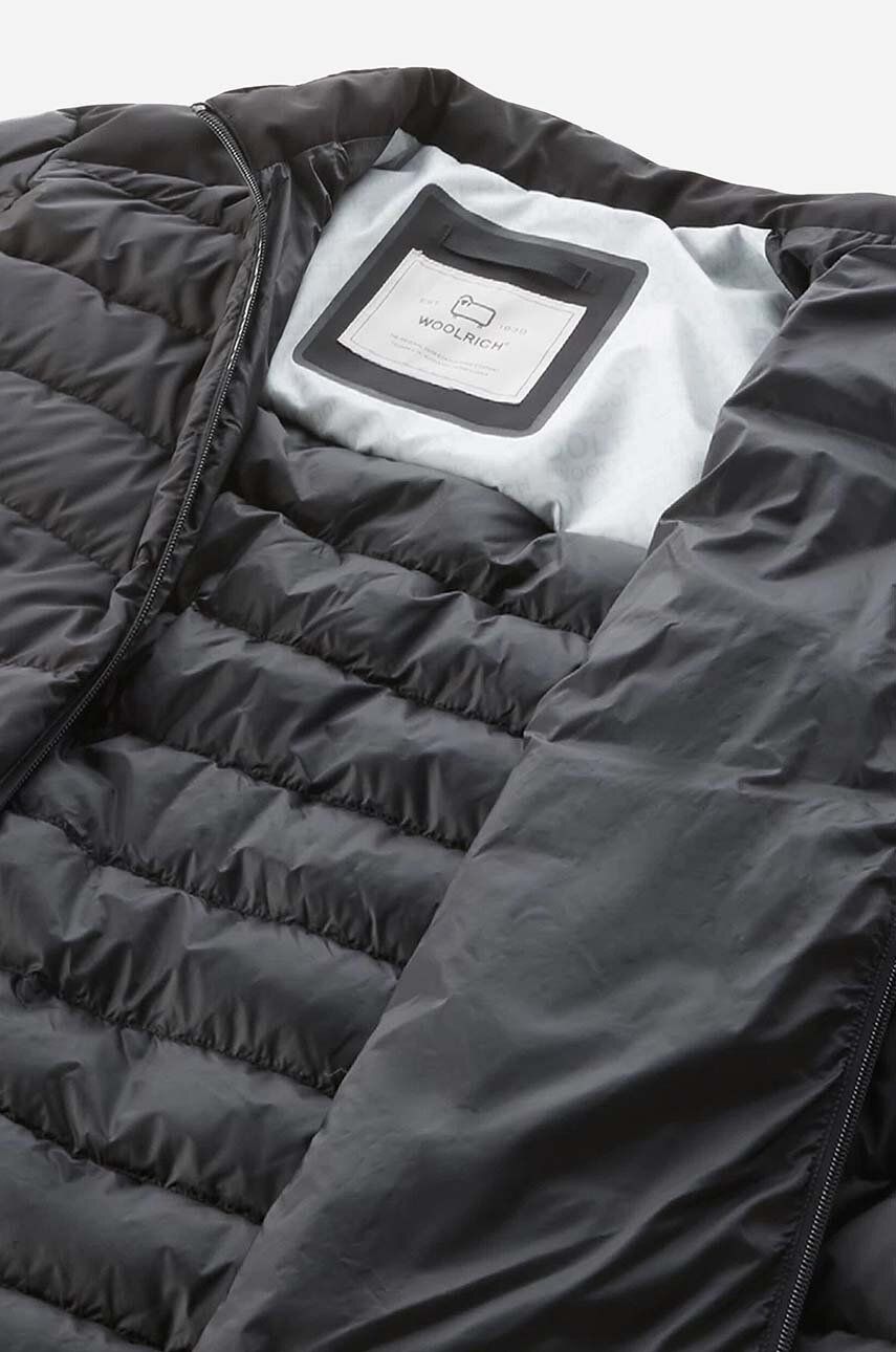 Pufferjacka WOOLRICH Bering Tech Jacket CFWOOU0697MRUT2635 Puffer Jacket Svart | CFWOOU0697MRUT2635, 1