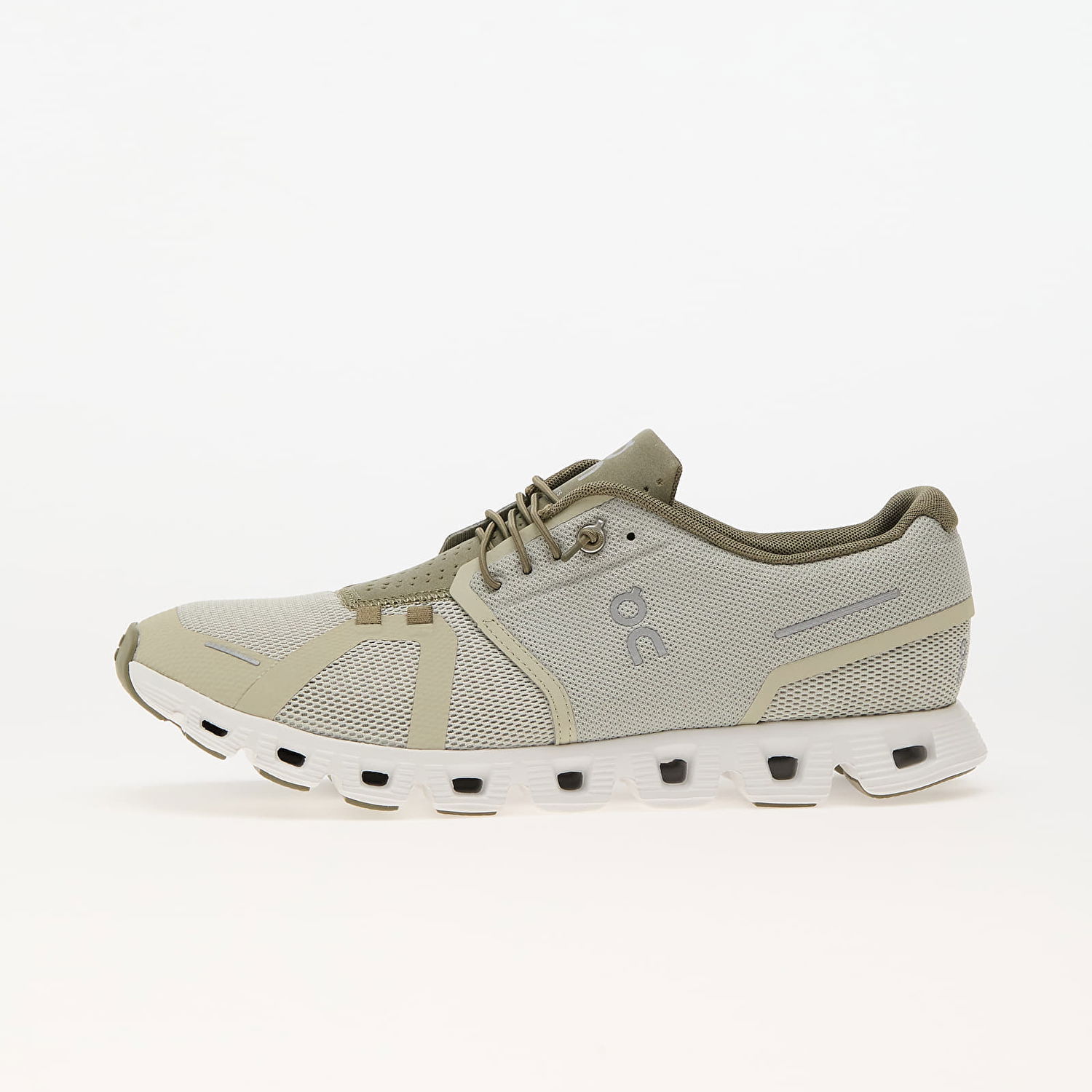 Sneakers och skor On Running Cloud 5 Grå | 59.97771, 0