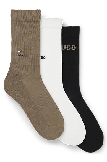 Strumpor BOSS Three-pack of short ribbed socks with embroidered detailing Flerfärgad | 50546351