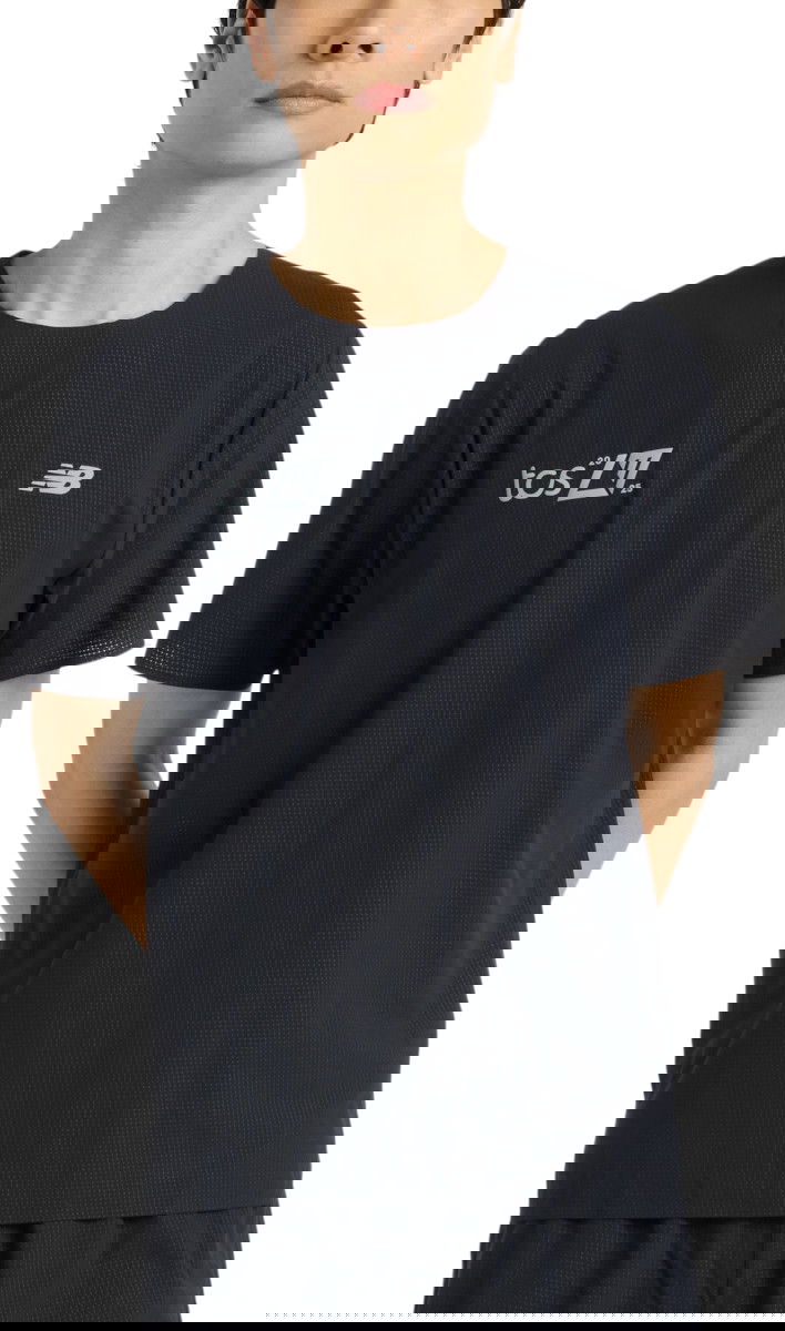 T-shirt New Balance London Edition Race Day Ultra Light T-Shirt Mörkblå | mt51208d-bk