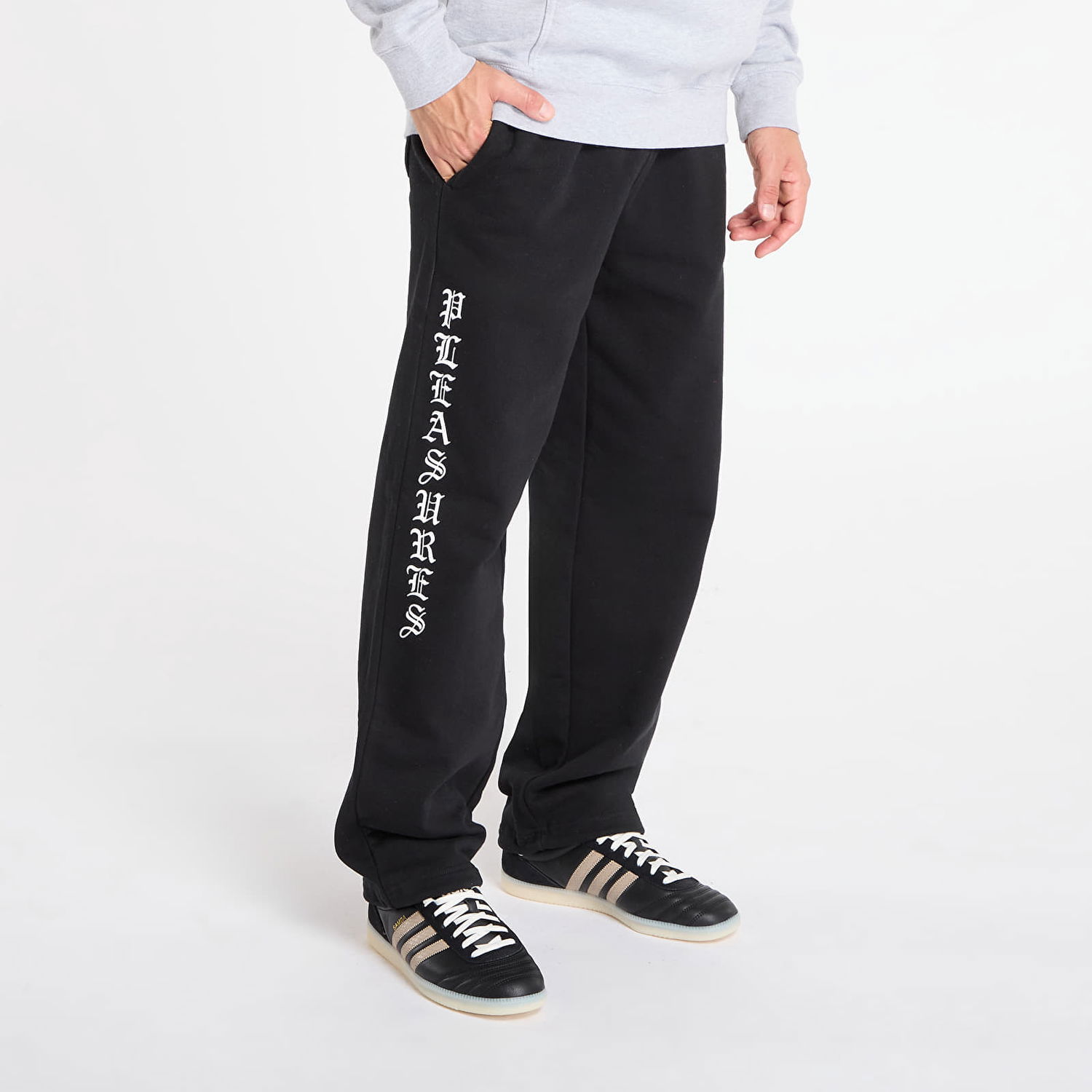 Träningsbyxor Pleasures Pipe Sweatpants Svart | P25F080-BLACK, 1