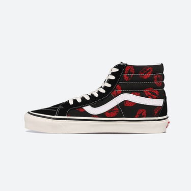 Sneakers och skor Vans Sk8-Hi 38 DX Anaheim Lips Svart | VN0A38GF45T, 0