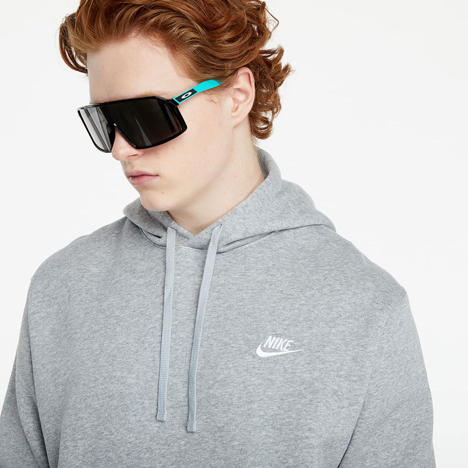 Sweatshirt Nike Sportswear Club Fleece Pullover Hoodie Grå | BV2654-063, 1