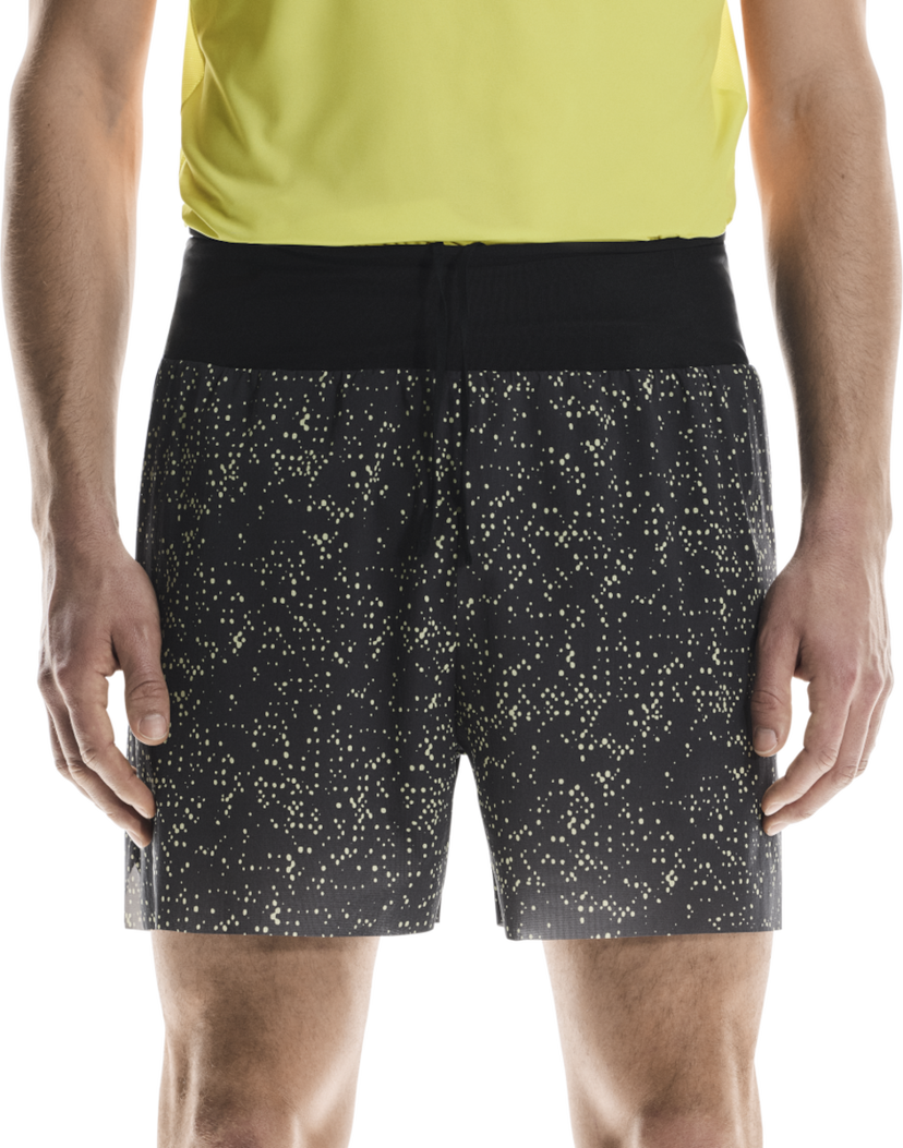 Shorts On Running On Running Ultra Shorts Svart | 1mf30142957